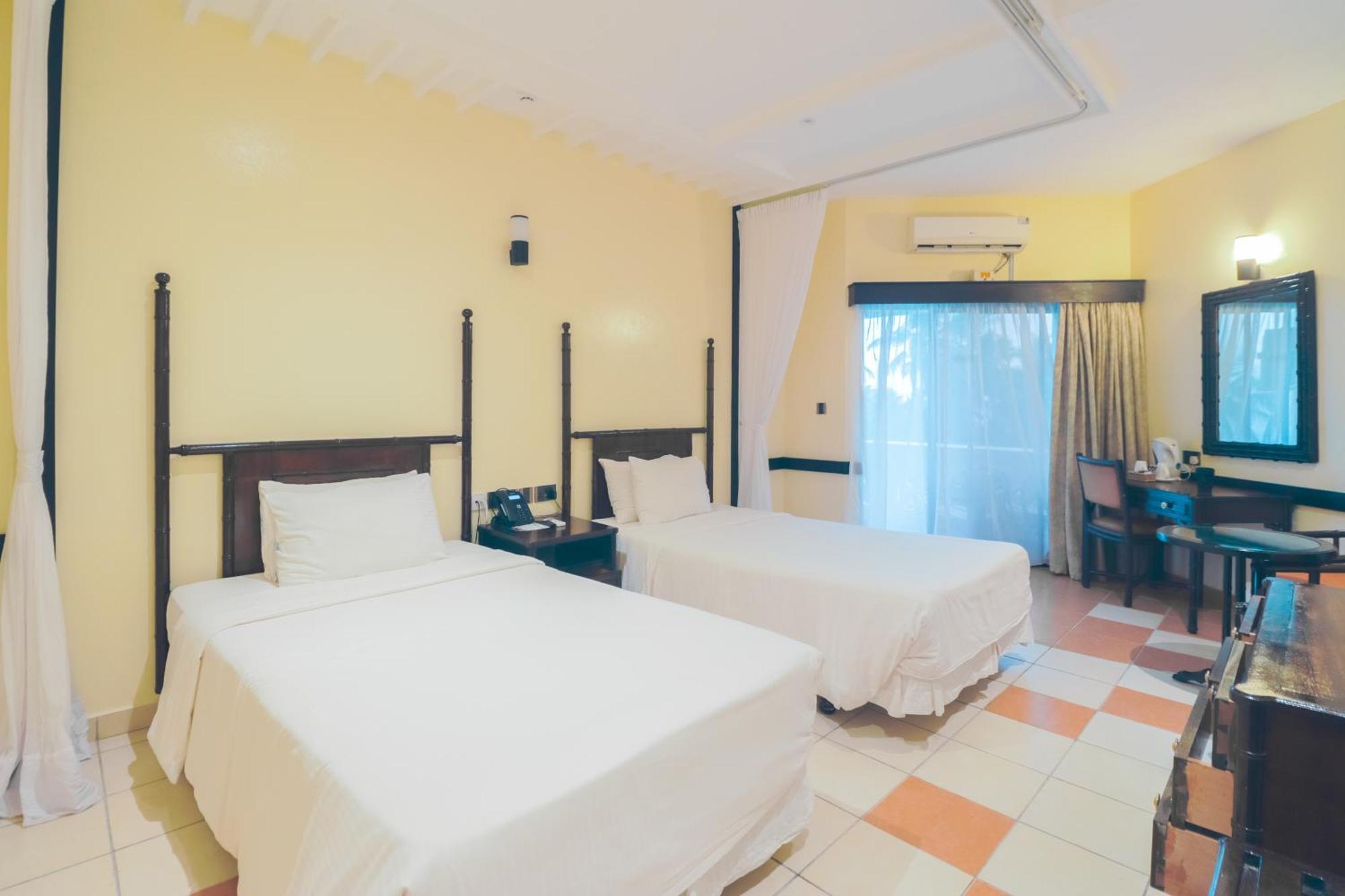 Mombasa Continental Resort Шансу Экстерьер фото
