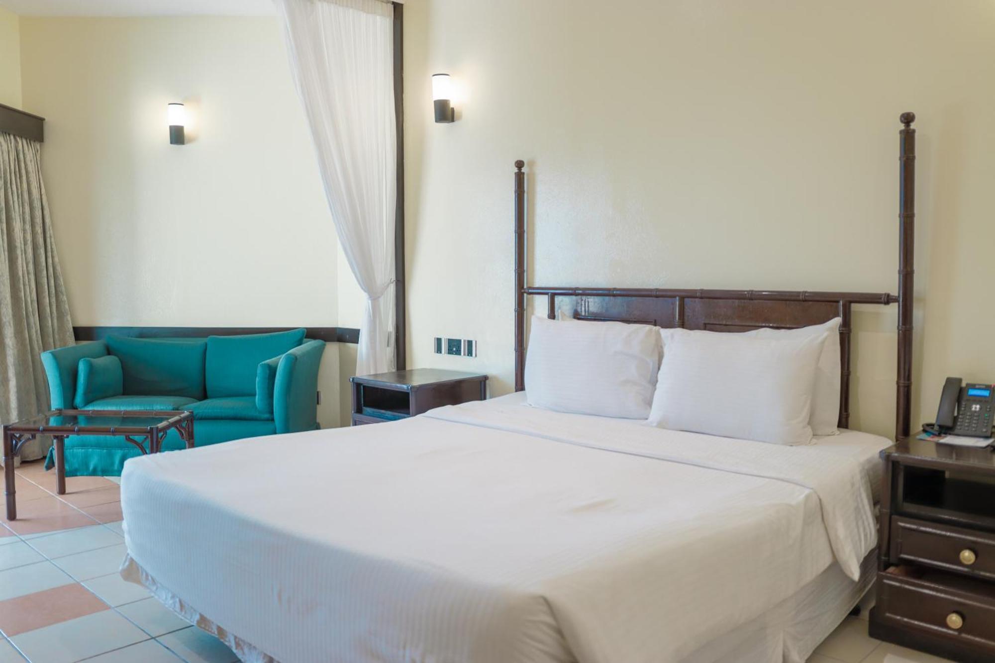 Mombasa Continental Resort Шансу Экстерьер фото