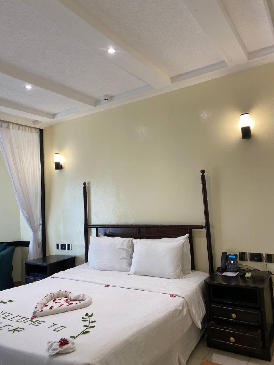 Mombasa Continental Resort Шансу Экстерьер фото