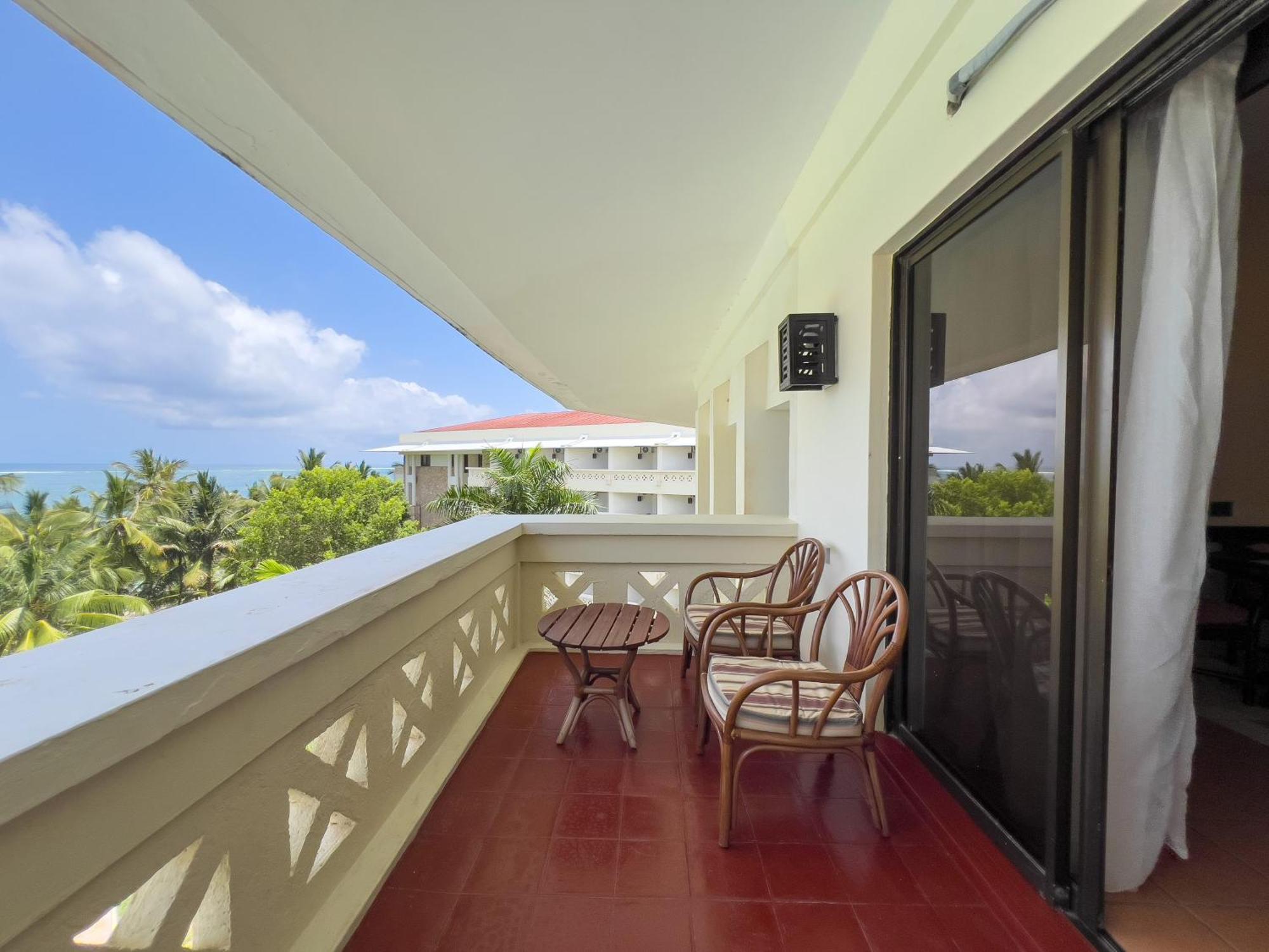 Mombasa Continental Resort Шансу Экстерьер фото