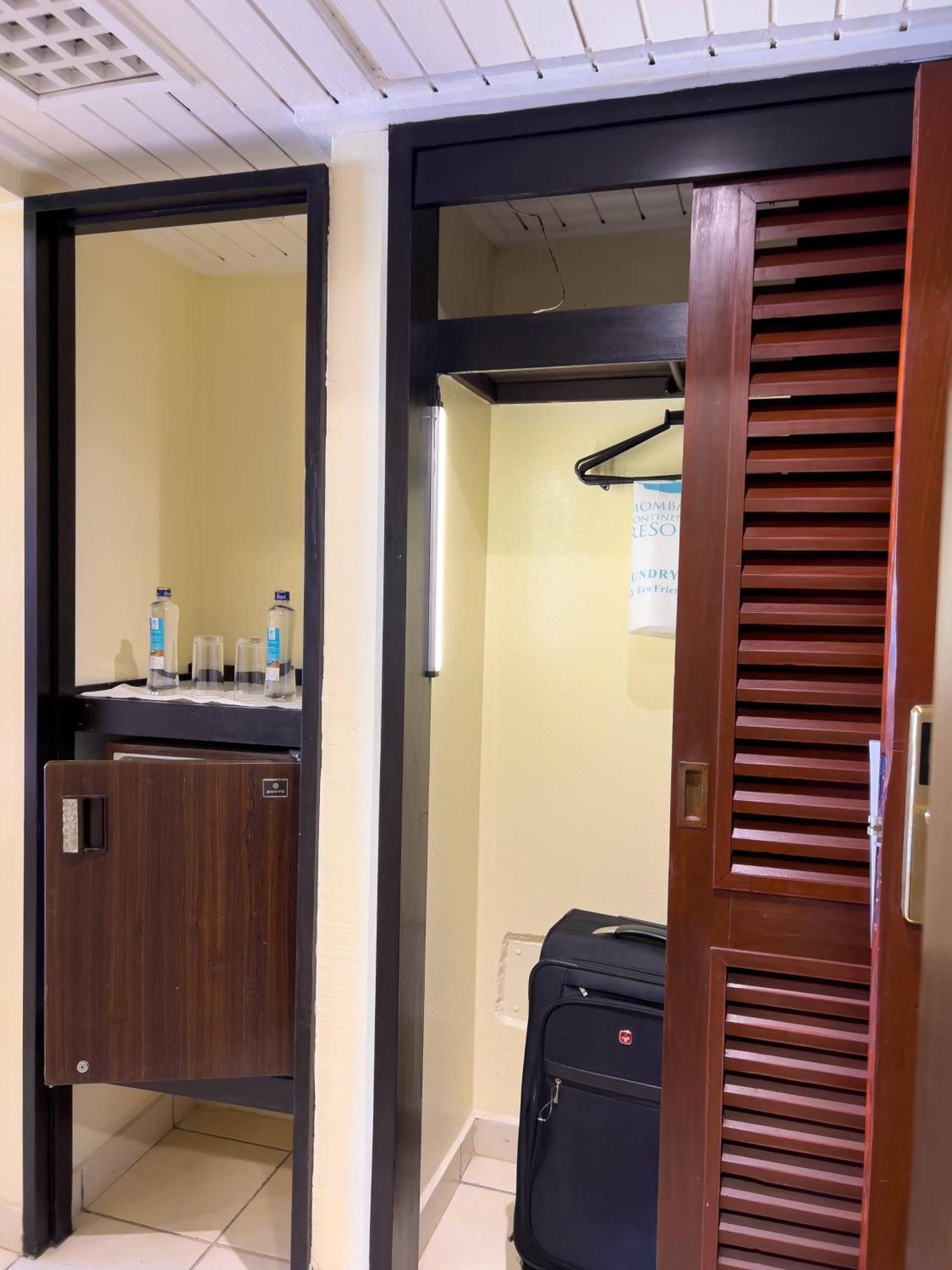 Mombasa Continental Resort Шансу Экстерьер фото
